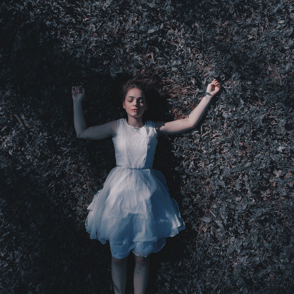 why HSP empaths struggle grounding and get gentle physical tools from Fractal Transformation.
